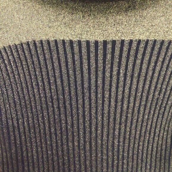 SPANNER sweater knit black color bloc metallic gold cowl neck long sleeve medium - Picture 3 of 10